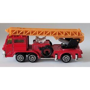 SM Aerial Ladder Truck NO. S. 8114  Made in Hong Kong